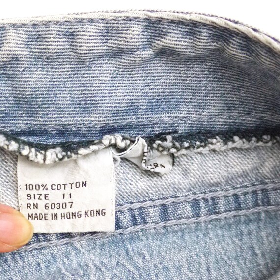 80s stonewash Jeans.  High waisted acid wash deni… - image 6