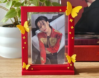 Butterfly Toploader Display Stand