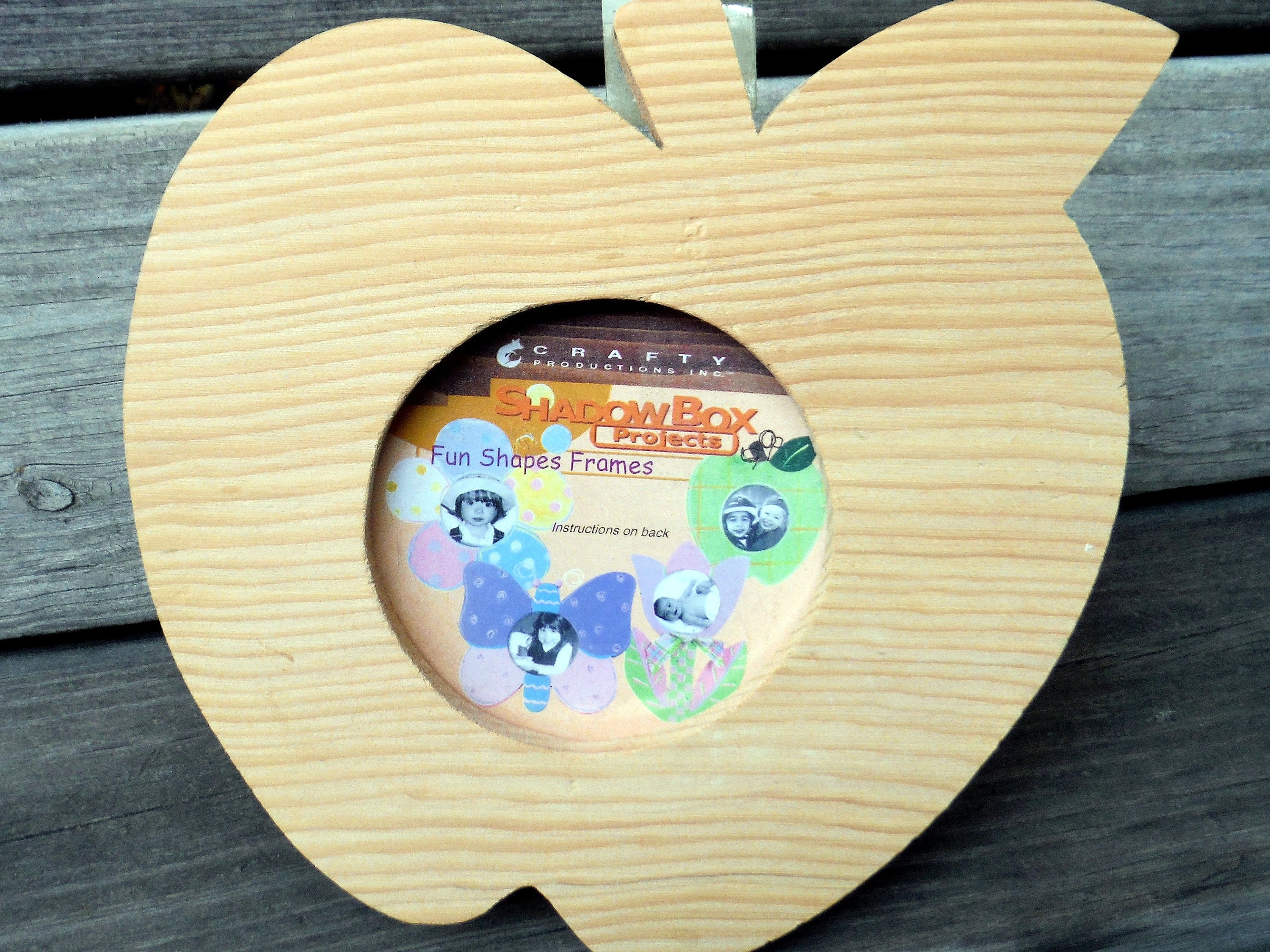 DiY WOOD PHOTO FRAME Apple Shape Frame holds 3' / round Etsy