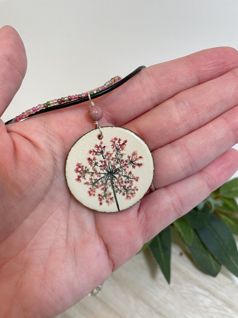 Pink Queen Anne's Lace Pendant on Beaded Necklace, Floral Necklace, Pressed Flower Jewelry, Wild Flower Necklace image 3