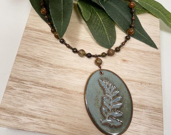 Green Fern Pendant on Leather and Beaded Necklace, Pressed Fern Necklace, Leaf Print Pendant, Copper Fern, Ceramic Necklace, Oval Fern