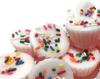 CUPCAKE - Cupcake Wax Embeds, Wax Melts, Wax Tarts, Scented Embeds, Highly Scented, Birthday Decoration, Dessert Candles, Wax Decorations