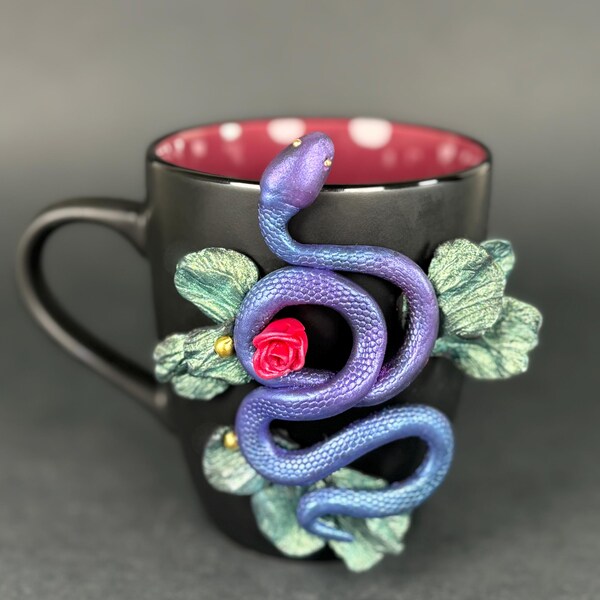 Handcrafted snake mug. Perfect for adding a wild touch to your mornings. A bold and special addition to your drinkware!