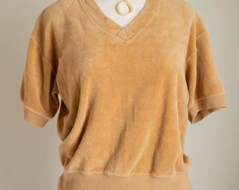 Vintage 1960s Penneys Towncraft Plus tan pullover cotton velour sweatshirt: short sleeves, v neck, mens size S