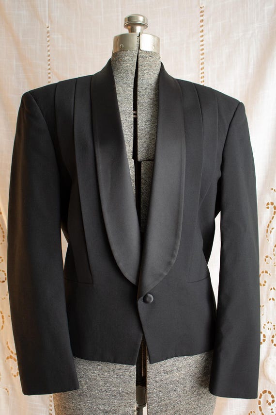 Vintage 90s 23 Night for Michael Jordan Cropped Black Tuxedo