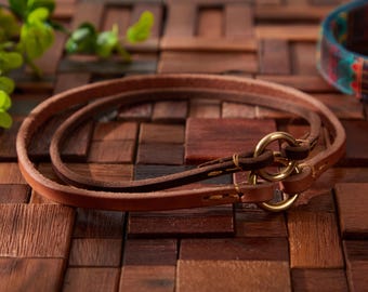 Collare identificativo per cani in pelle con anello in ottone