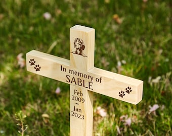 Cruz personalizada para memorial de cachorro: marcador de túmulo de madeira gravado com estaca