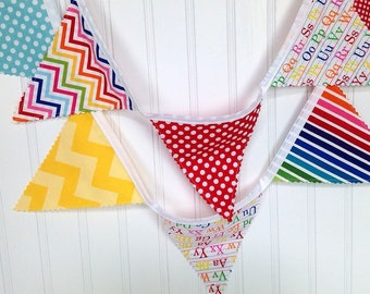 Rainbow Alphabet Banner Bunting Garland, Rainbow Classroom Décor, Reading Nook Décor - Rainbow Alphabet Letters ABC's