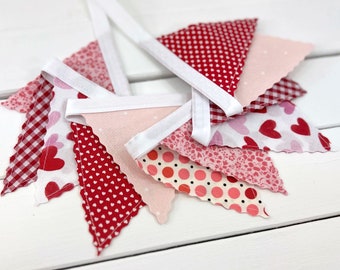 Valentine's Heart Garland Bunting Banner, Flowers Mini Bunting Flags - Blush Pink and Red Roses