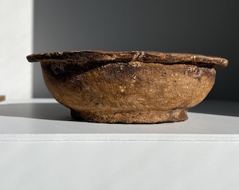 Handgefertigte Pappmaché-Schale, mediterran-inspirierter Minimalismus, erdige Bio-Schale, nachhaltig gealtert Dekor