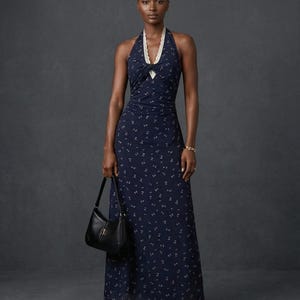 Navy & Pink Floral Sleeveless Maxi Dress_Plus – éloges