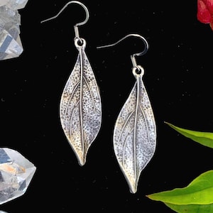 Greek Goddess Bay Laurel Leaf Earrings; Hypoallergenic; Antique Silver Dangling Botanical Jewelry; Aesthetic Jewelry; Forest Fairy Earrings