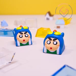 クレヨンしんちゃんスーパーヒーロー - 職人のキーキャップ、メカニカルキーボード用のカスタム手作りキーキャップ