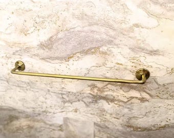 Handgemaakte massief ongelakt messing handdoekenrek, minimalistische messing wandstang, rustiek badkamerdecor, keukenhanddoekenrek