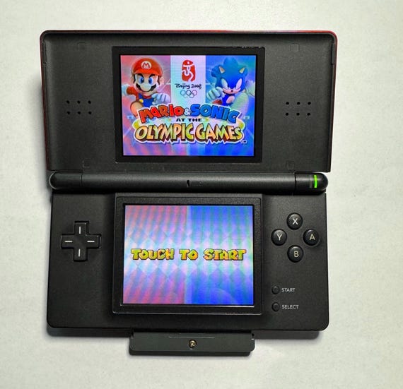 Nintendo DS Lite - Crimson Red *Refurbished*