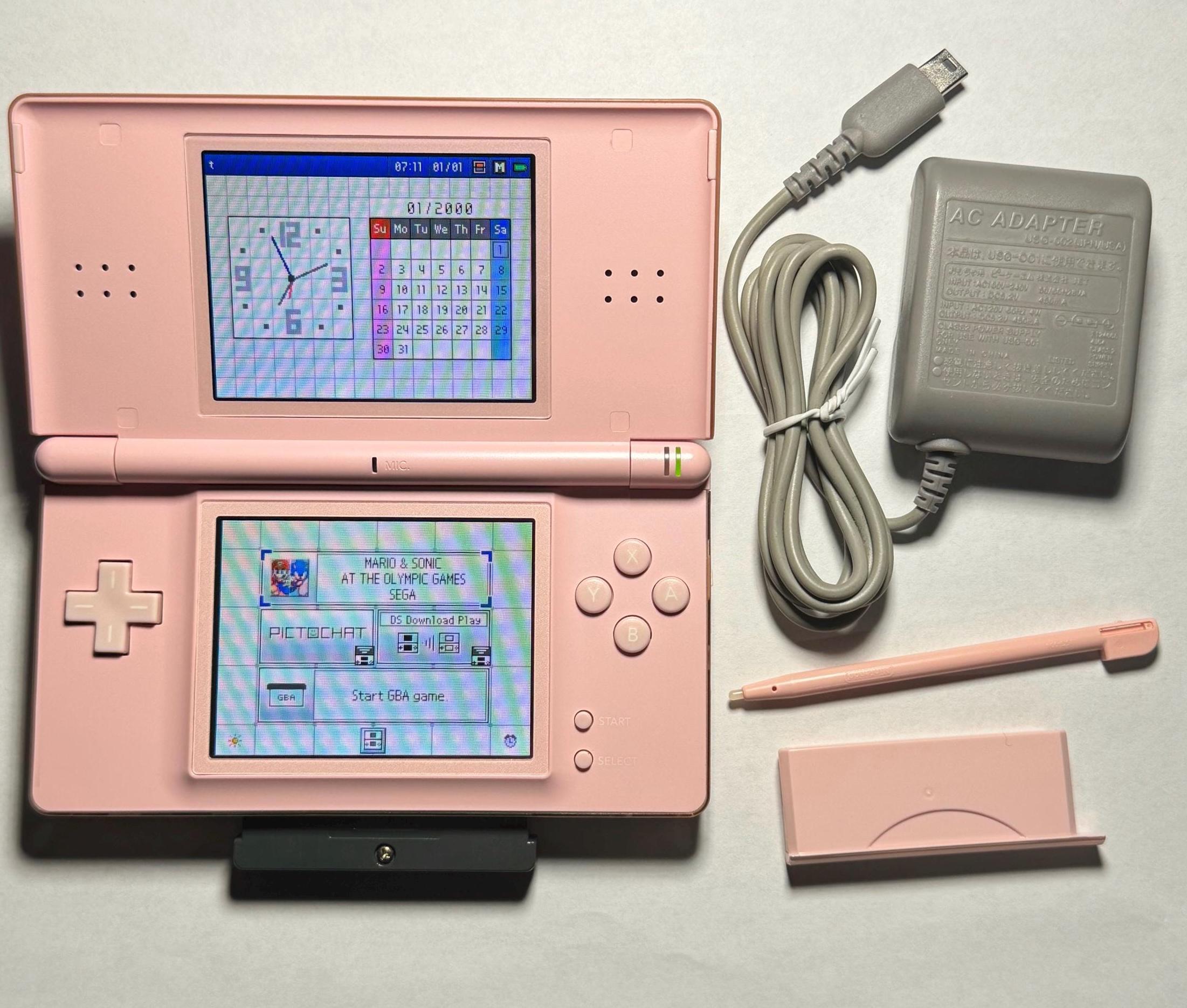Nintendo DSi White Handheld System For Sale | DKOldies