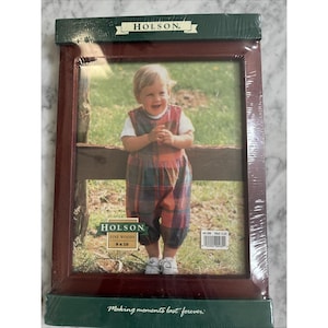 Vintage NIB Holson 8 x 10 Stained Wooden Frame