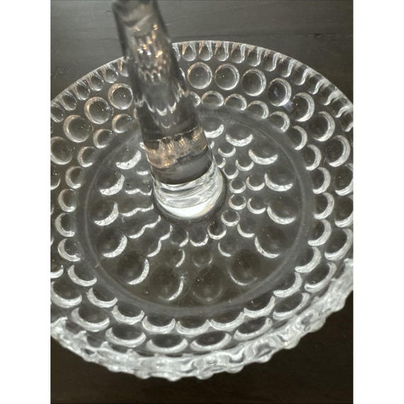 Studio Crystal by Studio Silversmiths Ring Holder - image 3