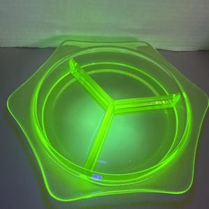 Vintage depressieve vaselineglas driedelige serveerschaal ~ uraniumglas