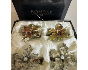 Bombay enamel napkin rings metal flowers