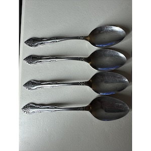 Stanley Roberts Rogers DREAM ROSE BUD Stainless Oval Soup Spoons Lot Of 4