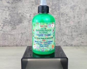 It's Dangerous Alone 2 in 1 Body Wash