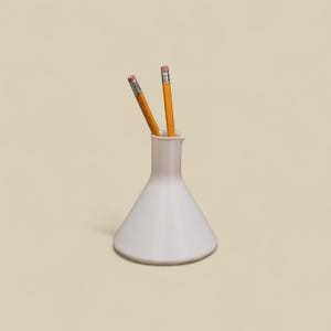 Flask Pencil Holder – Lab Desk Organizer for Pencils and Pens