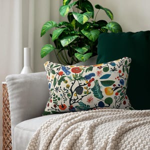 cojín hecho a mano con estampado floral, cojín decorativo rectangular, cojín decorativo, decoración boho para salones, inspirado en Josef Frank