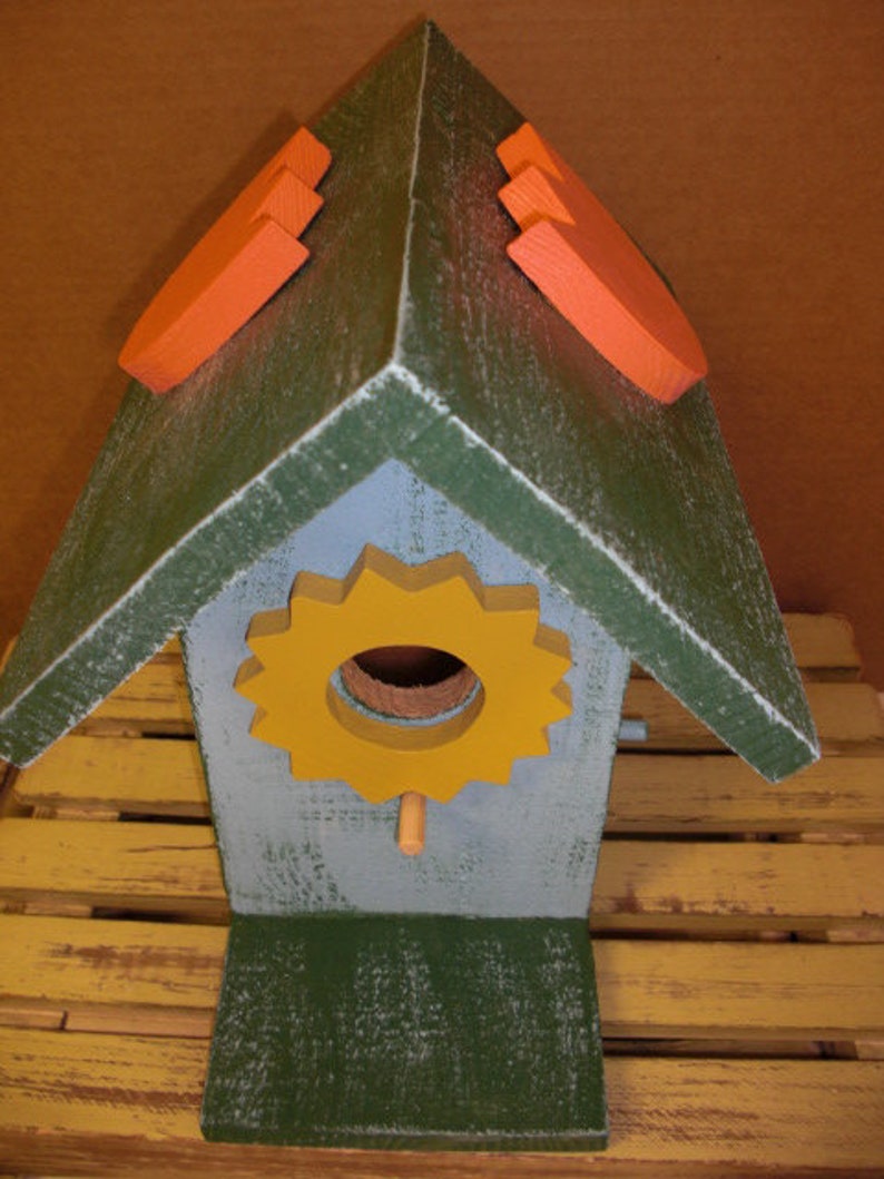 Birdhouse Sunshine & Tulips image 10