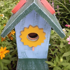 Birdhouse Sunshine & Tulips image 1