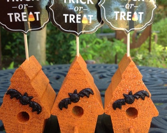 Halloween Trick or Treat mini birdhouses