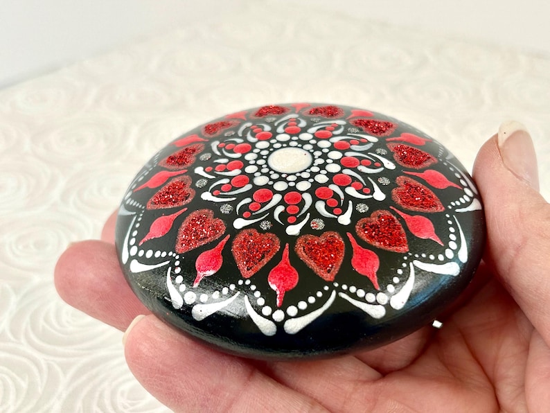 Valentine Mandala Stones, Hand Painted Mandala, Home Decor, Dot Art ...