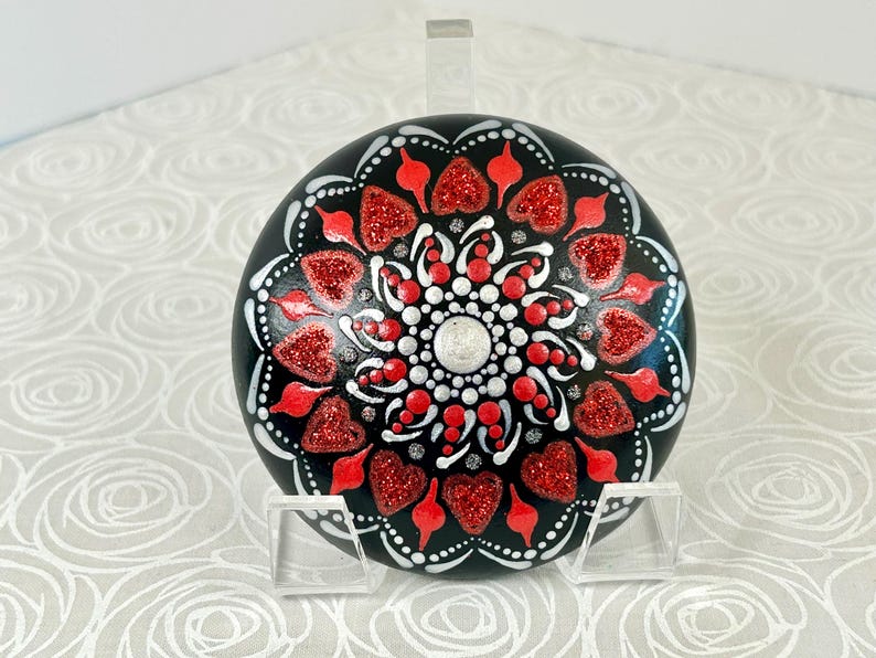 Valentine Mandala Stones, Hand Painted Mandala, Home Decor, Dot Art ...