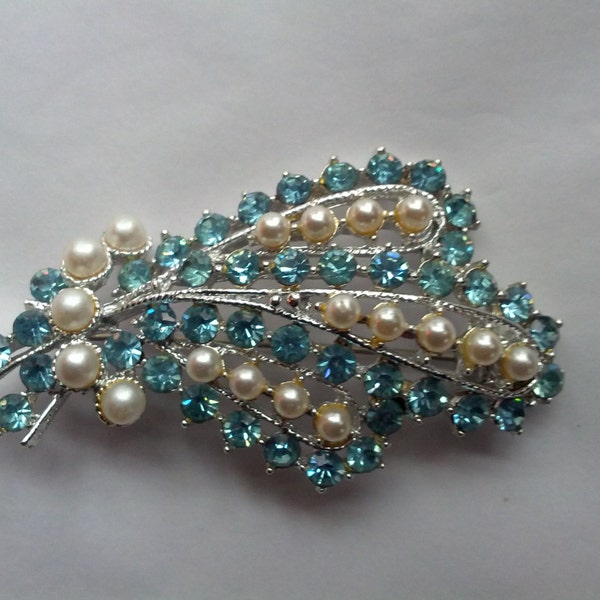 Vintage 50s Aqua Blue Rhinestone and Faux Seed Pearl Floral Brooch