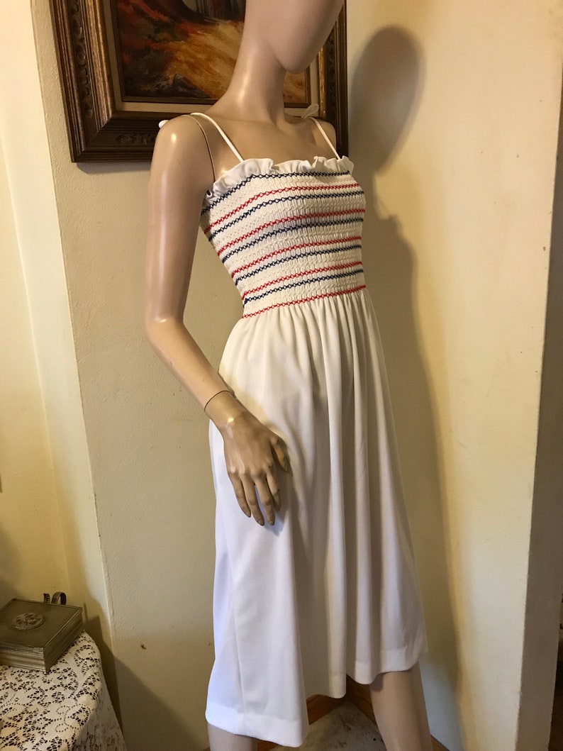 Vintage 1970s Red White and Blue Dina Lisa Fashions  Ladies Sun Dress Size Small X Small 