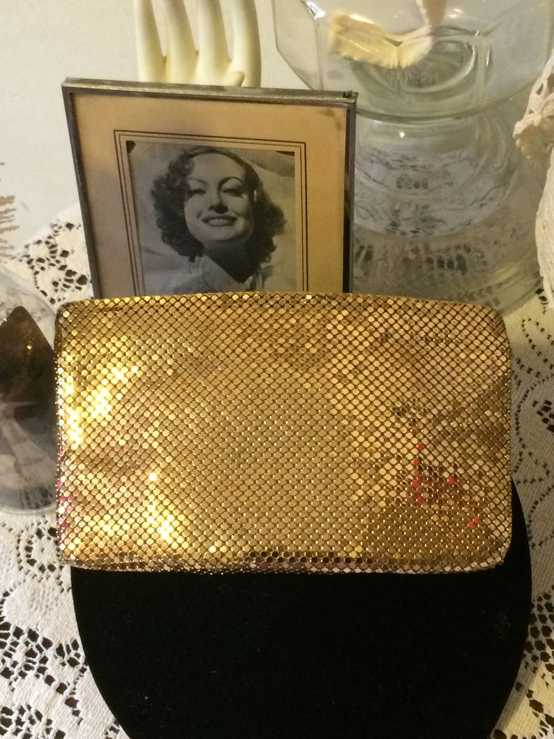 Vintage 70s Gold Metal Mesh Whiting DAvis Ladies Evening Clutch Purse Bag Holiday Gift for Her
