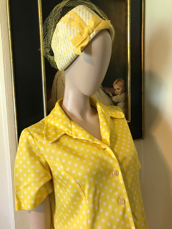 VINTAGE 1970s MOD Bold Yellow and White Polka Dot… - image 5