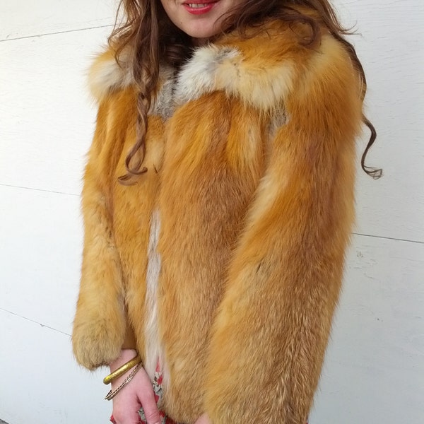 SUPER SALE Vintage 70s Hollywood Glam Azens Red and Arctic Fox Leather ladies Coat size Medium