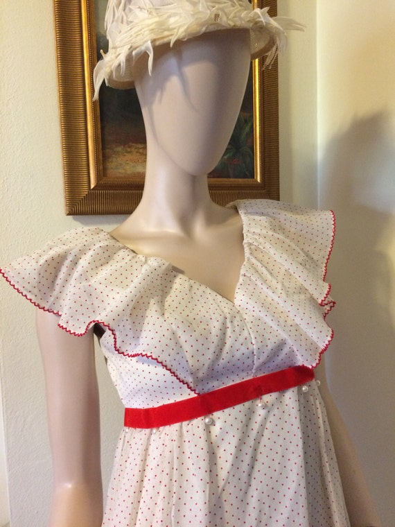 Vintage 70s Red White Swiss dot Velvet band Faux … - image 4