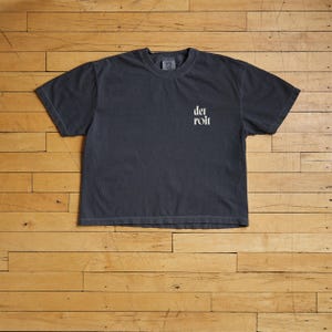 Detroit 01 | Women&#39;s Crop