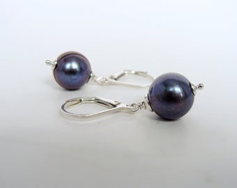 Peacock pearl earrings, simple, everyday, versatile, 9.5mm black pearl drops, short earrings, handmade, Let Loose Jewelry, classic