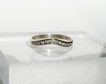 Curved diamond band, vintage diamond ring, .20ct, 18k gold, guard ring, wedding band, size 6 3/4