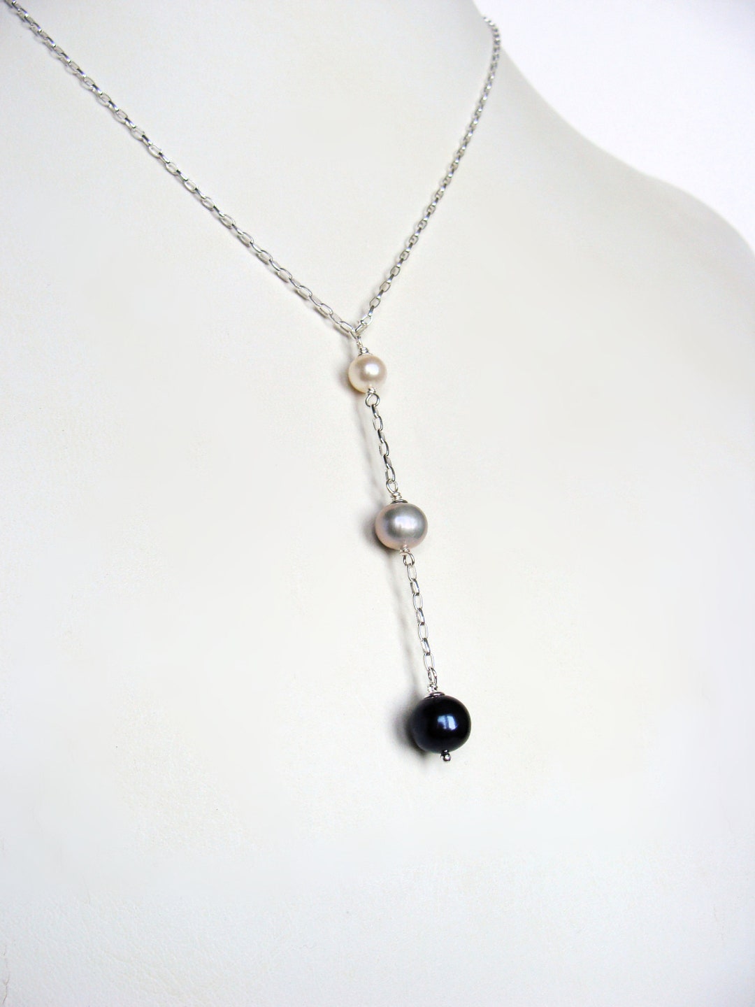 Pearl Lariat Necklace, Y Style Ombre White Silver Black Pearls, Dainty ...