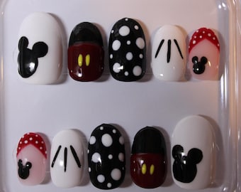 Disney Mickey ~ Handgeschilderde gelnagelpers ~