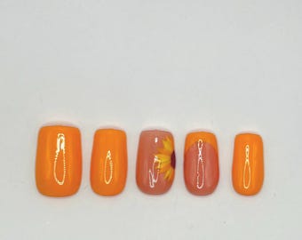 Zonnebloem ~ Handgeschilderde gelnagelpers ~
