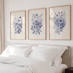 Conjunto de arte de parede Chinoiserie | Estampas botânicas sobre a cama | Tríptico de 3 peças, decoração elegante em azul e branco, quarto, cubículo, arte para sala de estar
