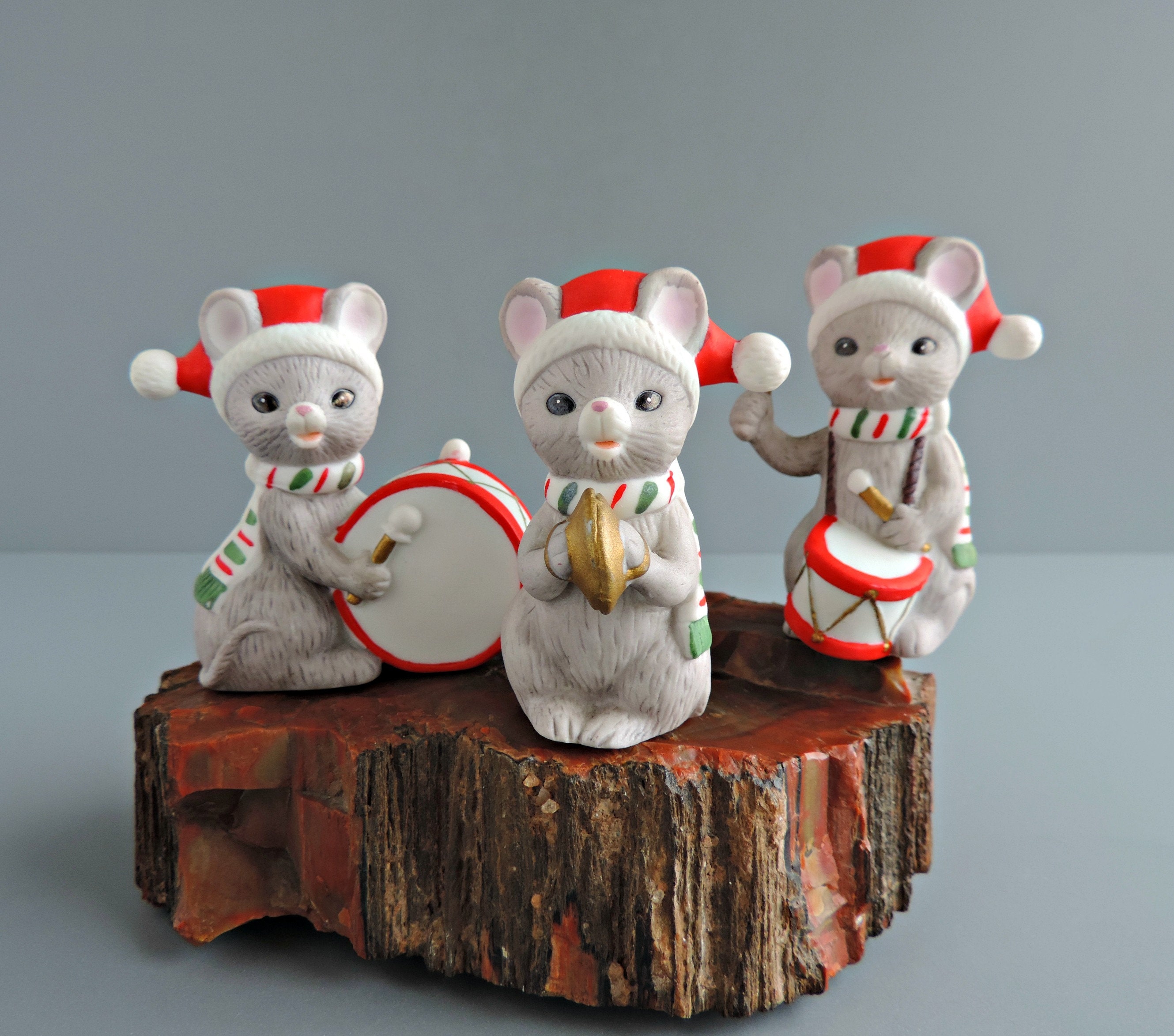 collectible mice figurines