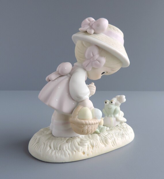Precious Moments Figurine 521906 ln box Hoppy Easter Friend