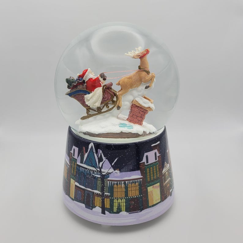 Musical Rotating Snow Globe: Santa Claus is Coming to Town - Etsy