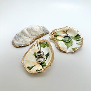Yellow Floral Oyster Shell Trinket Dish, Oyster Shell Ring Dish, Luxury Jewelry Dish, Wedding Gift, Bridesmaids Gift, Unique Birthday Gift